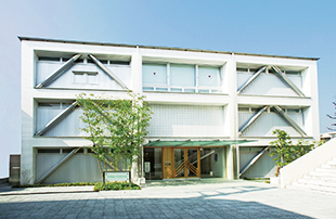 杉野服飾大学 附属図書館